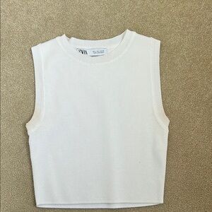 Zara Women's White Sleeveless Top